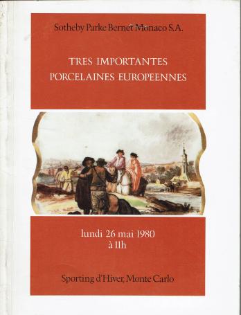1048. Tres Importantes Porcelaines Europeennes