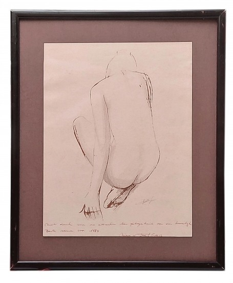 Naakt gehurkte dame 1974