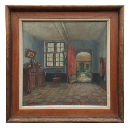 Interieuraanzicht met open deurtje naar de koer